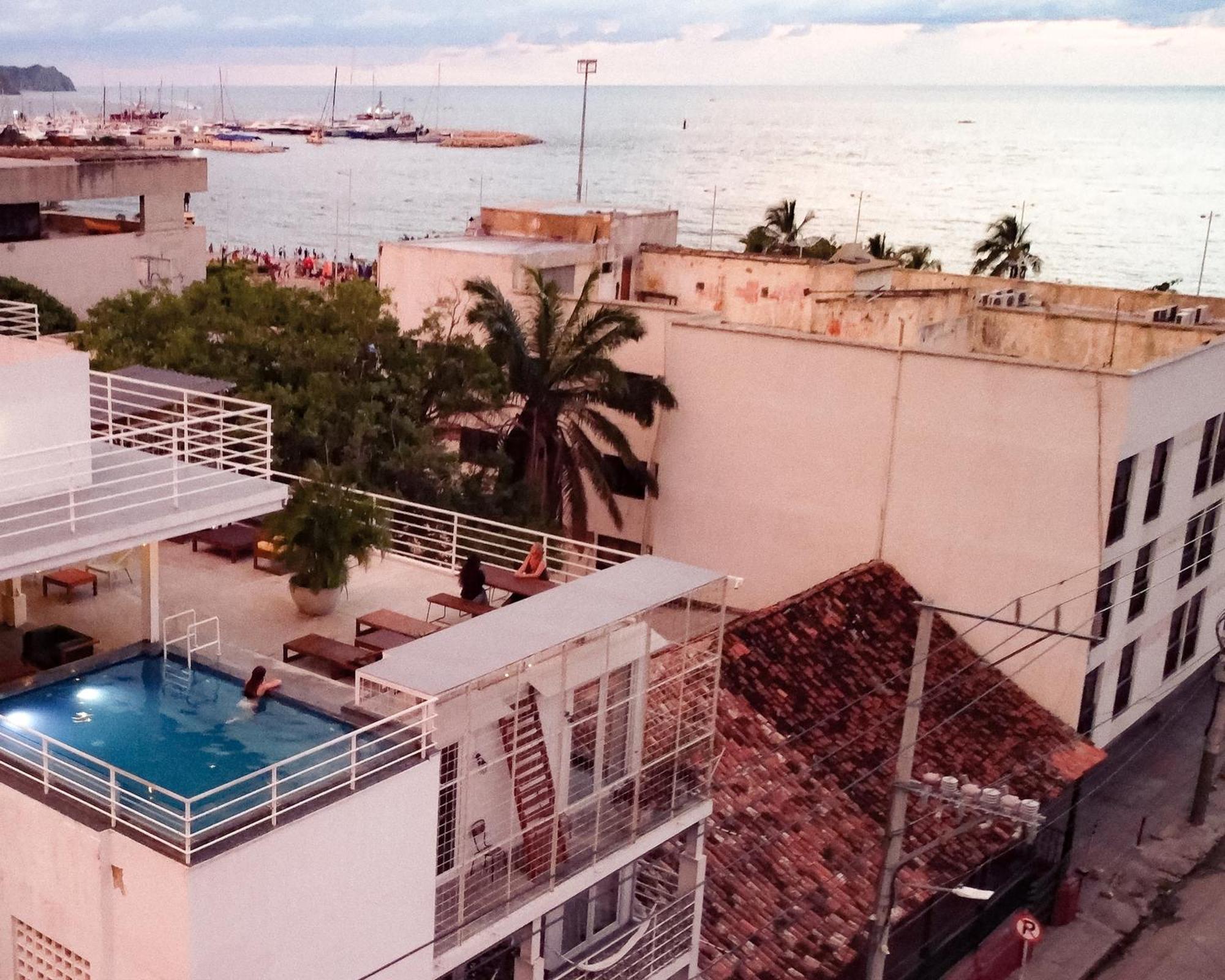 ホテル Muchosur Santa Marta エクステリア 写真